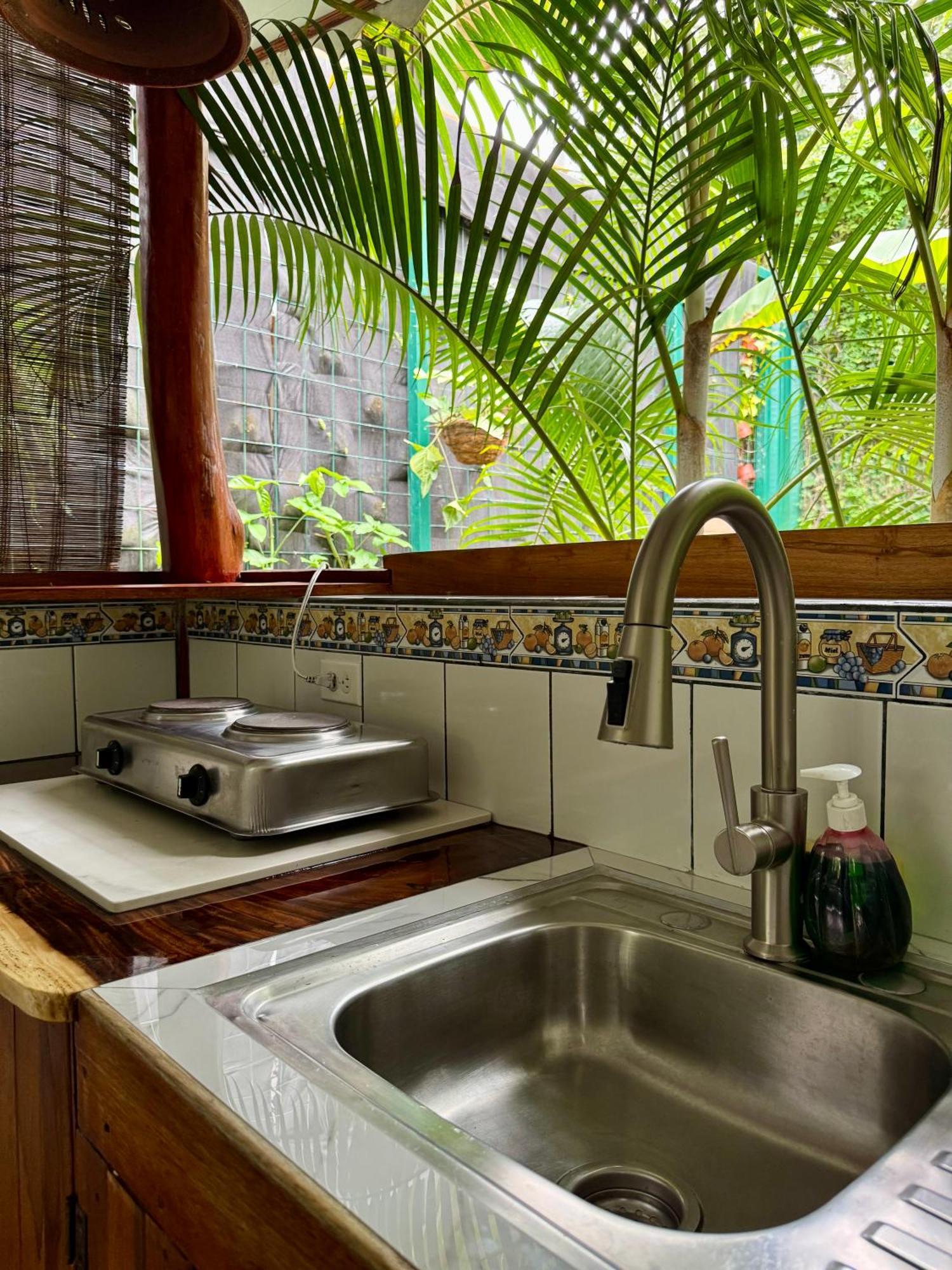 Colibri Ecolodge 3 Minutes Walk To Beach And Town Puerto Viejo de Talamanca Exterior photo